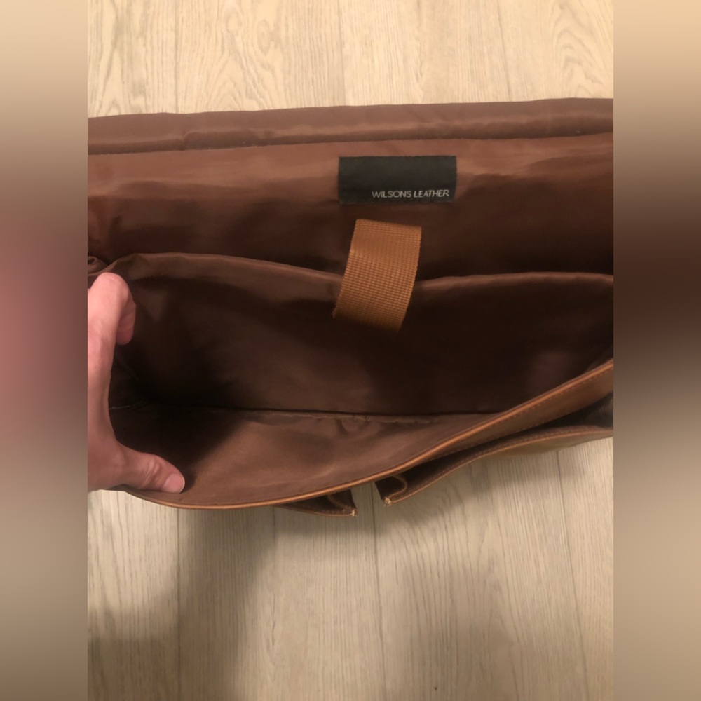 Wilson’s Leather brown Laptop Messenger Bag and Briefcase Unisex - Picture 5 of 16